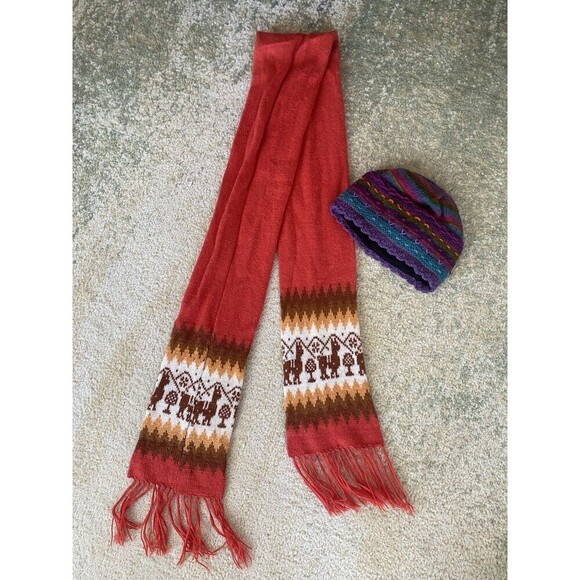 Set 2 Lost Horizon Knit Hat Handcrafted Floral Design & Orange Baby Alpaca Scarf - Picture 6 of 9